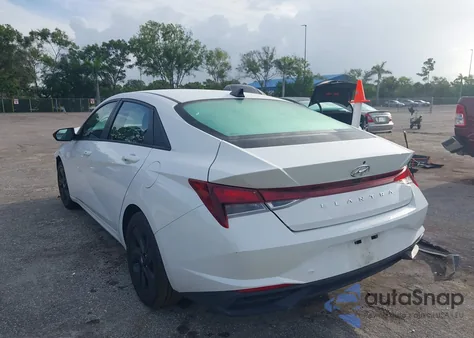 2021 Hyundai Elantra Sel from USA, damaged, VIN 5NPLM4AG5MH017793